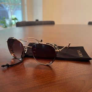 KREWE Earheart Blinker Sunglasses